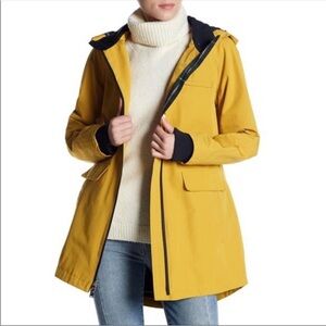 Pendleton Yellow Rain Jacket/Coat Golden Rod size XS
